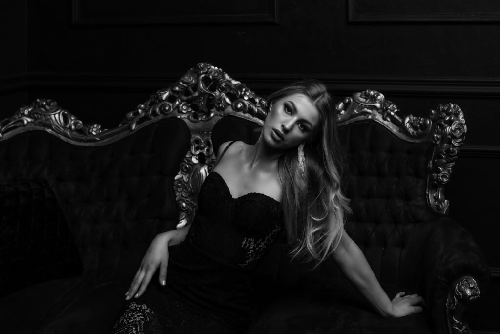 Жіноча будуарна фотосесія / Kobieca sesja zdjęciowa w buduarze / Women's boudoir photo session / Boudoir-Fotoshooting für Frauen