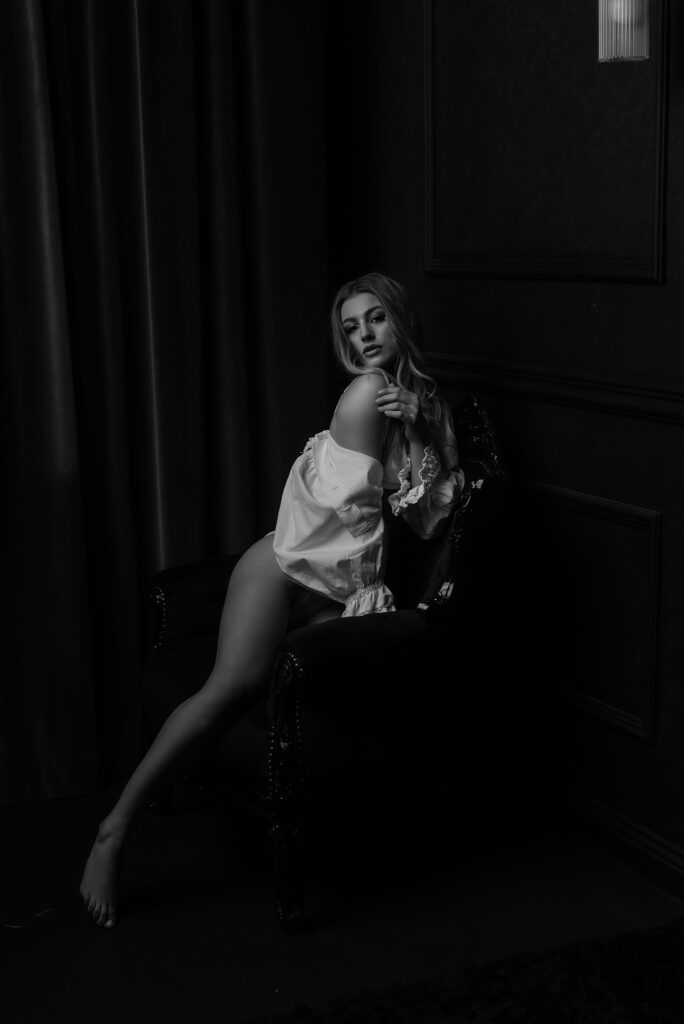Жіноча будуарна фотосесія / Kobieca sesja zdjęciowa w buduarze / Women's boudoir photo session / Boudoir-Fotoshooting für Frauen