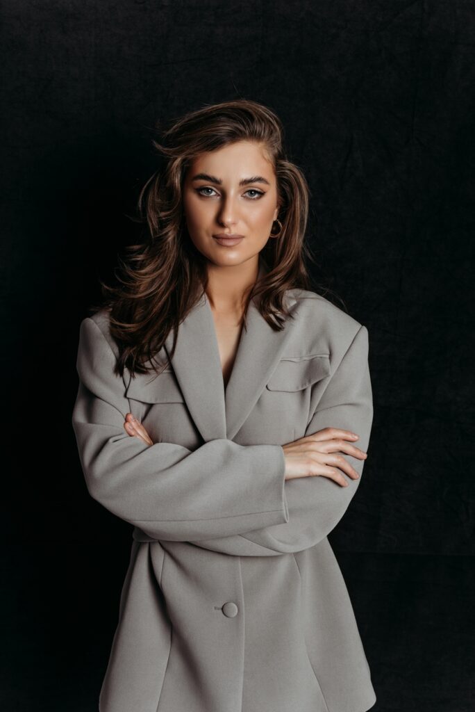 Ділова фотосесія / Biznesowa sesja zdjęciowa / Business photo shoot / Geschäftsfotoshooting