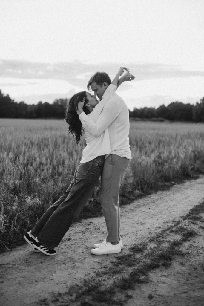 Парна фотосессія / Фотосесія Love Story /Sesja zdjęciowa pary / Sesja zdjęciowa Love Story / Couple photo session / Love Story photo session / Mehr Fotos / Fotos Love Story / profifoto.com.pl